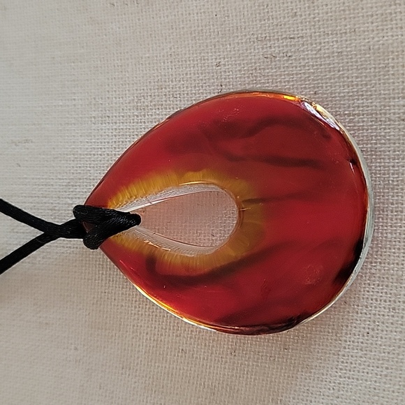 Italian Glass Necklace - Picture 3 of 4